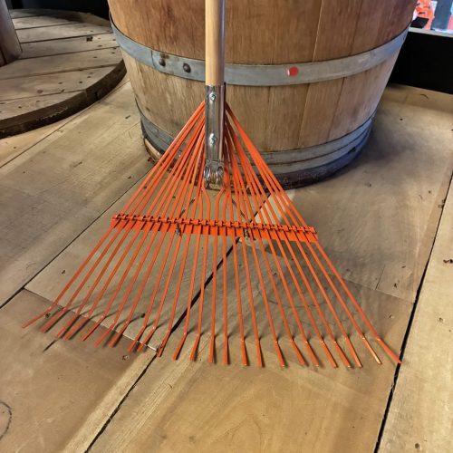 spring rake with 24-tine steel head